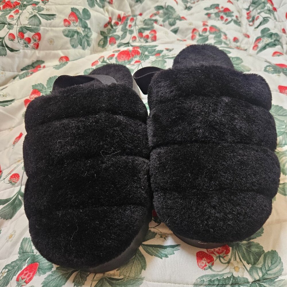 Ugg slides